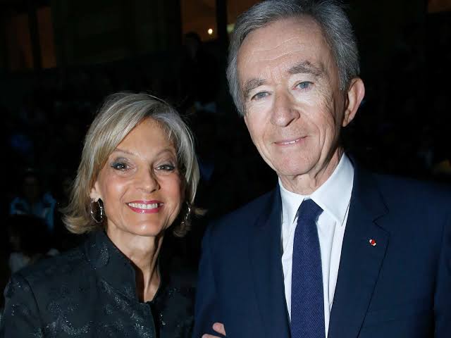 “Bernard Arnault: The Fashion Mogul Shaping Luxury Retail”